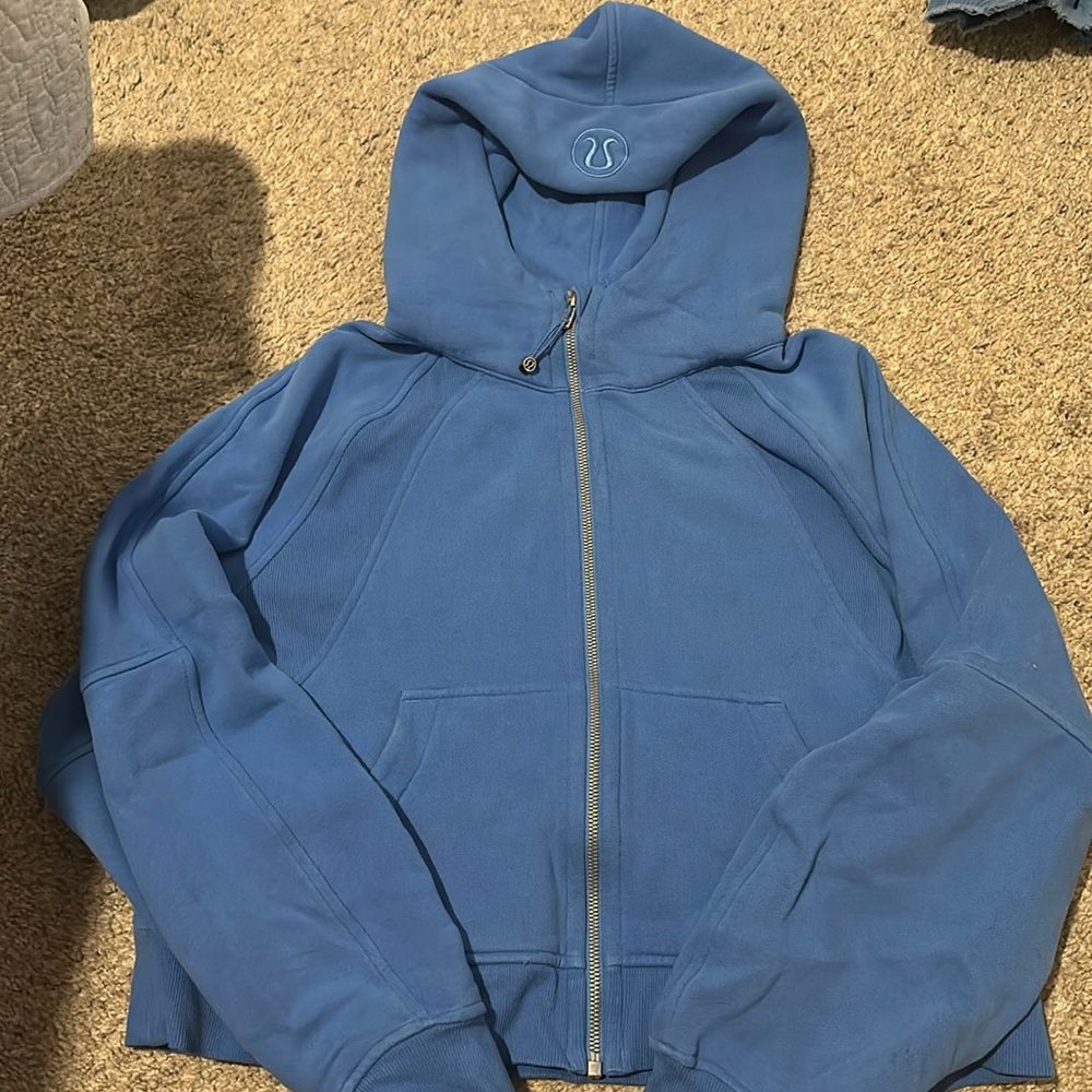 Lululemon Oversized Scuba Cropped Full Zip in Blue Nile